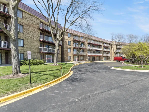 5400 Astor Ln APT 307, Rolling Meadows, IL 60008