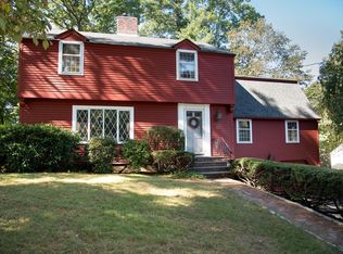 30 Parsonage Ln, Topsfield, MA 01983