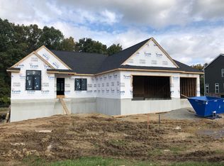 5964 Trail Side Ln, Hamburg Twp, MI