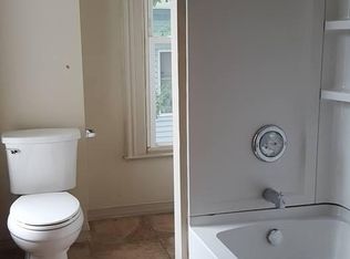 189 Broad St APT 3, New London, CT 06320