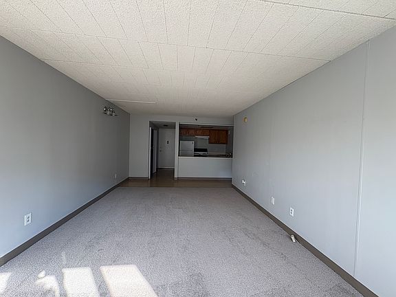 3rd image of 83 Scovill St #2J