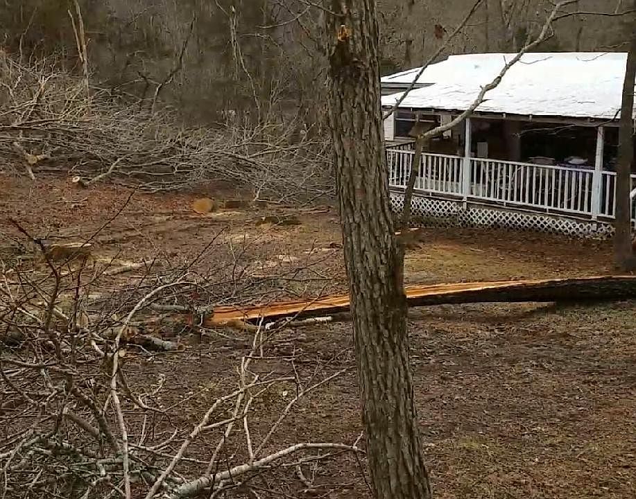 1st image of 1025 Skyline Dr