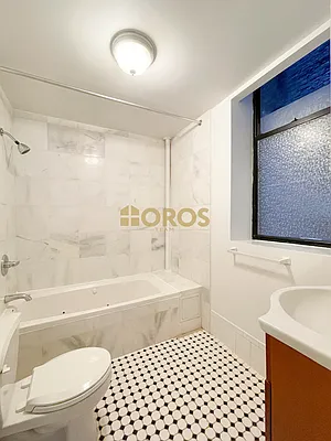 Rented by City Connections Realty | media 12