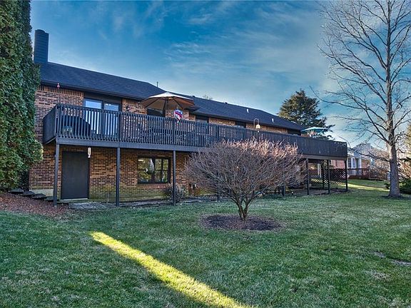 2nd image of 1833 Ashley Dr