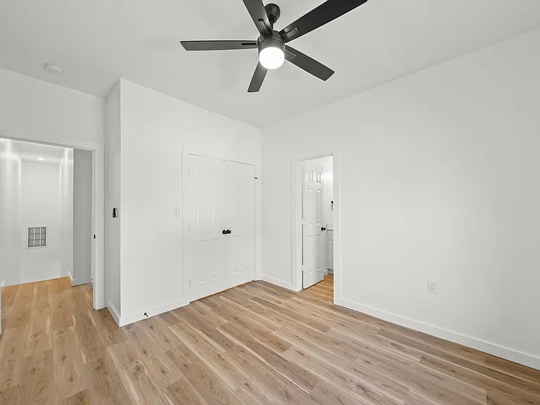 1512 W Blum St #A — Photo 25