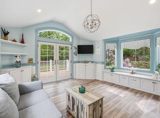 17 Briggs Avenue, Bourne, MA 02532