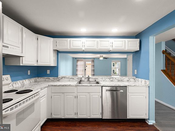 5th image of 1232 Brice Sq