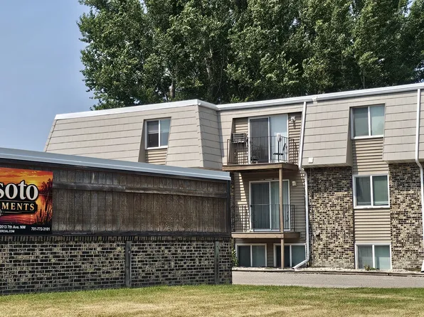 Desoto Apartments, 714 20th St NW, East Grand Forks, MN 56721
