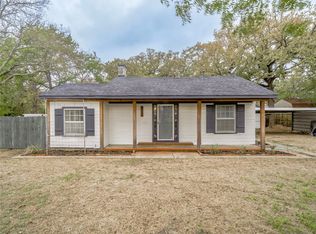 1800 Carl St, Fort Worth, TX 76103