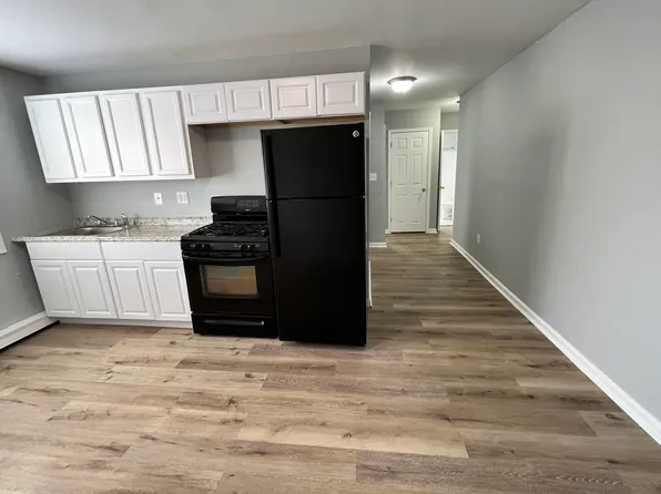 4930 A St SE #203, Washington, DC 20019