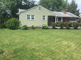 255 Longvue Dr, Wethersfield, CT 06109