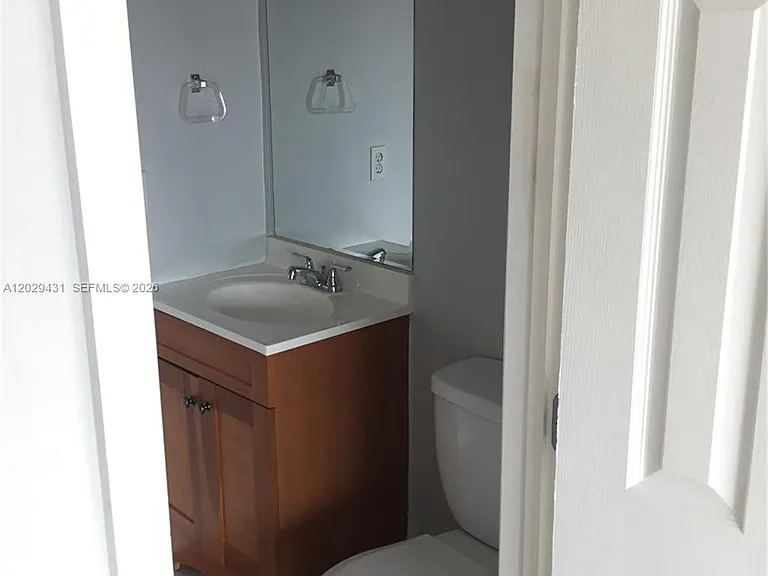 9375 Fontainebleau Blvd #L422 — Photo 5
