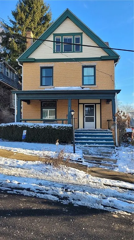 559 3rd St photo 1