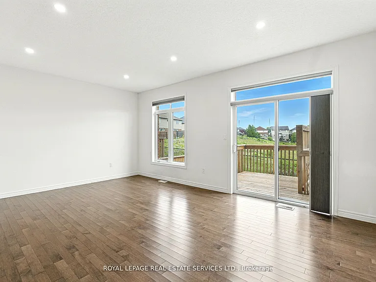 22 Marshall Dr #8 — Photo 13
