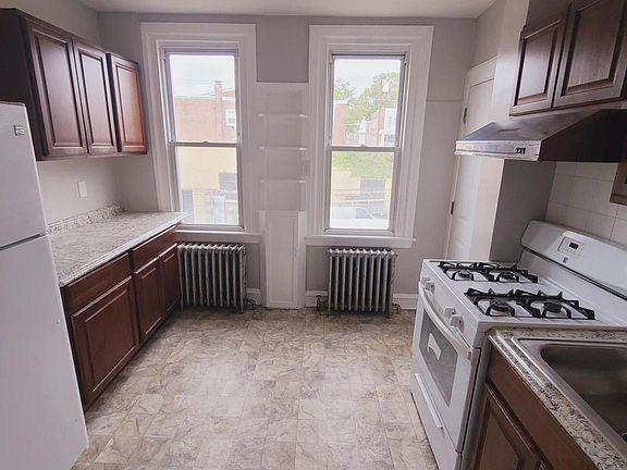 5th image of 6804 Torresdale Ave Floor 2