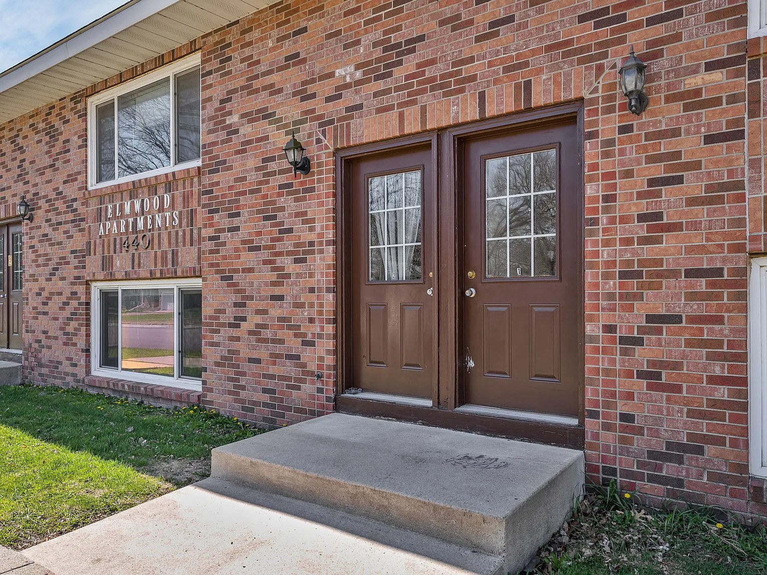 440 Brad Street — Photo 2