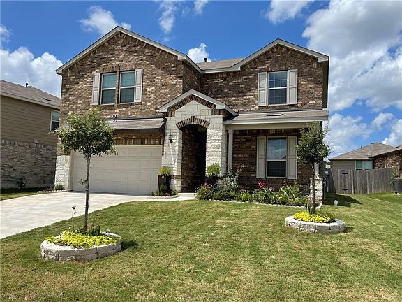 3rd image of 11816 Monterosso Dr