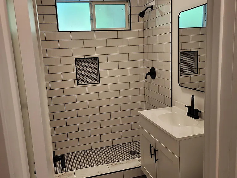 1450 S Orange Grove Ave #4 — Photo 16