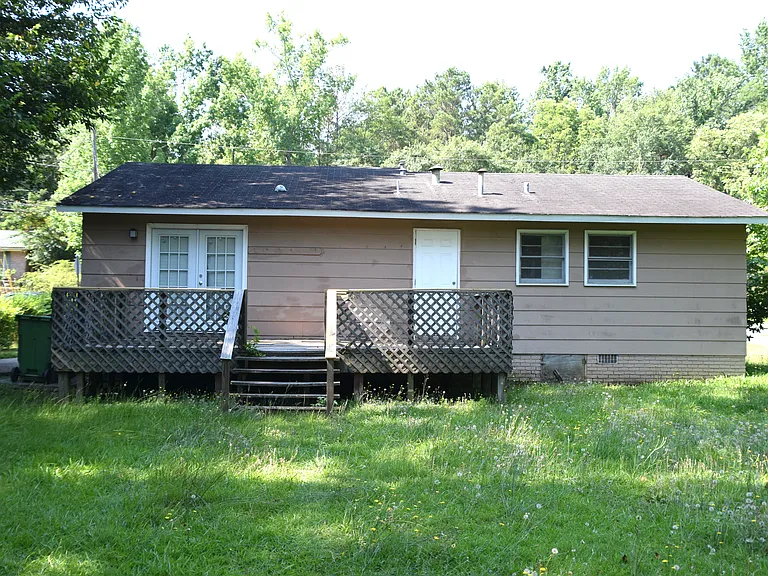 5717 Teresa St — Photo 17
