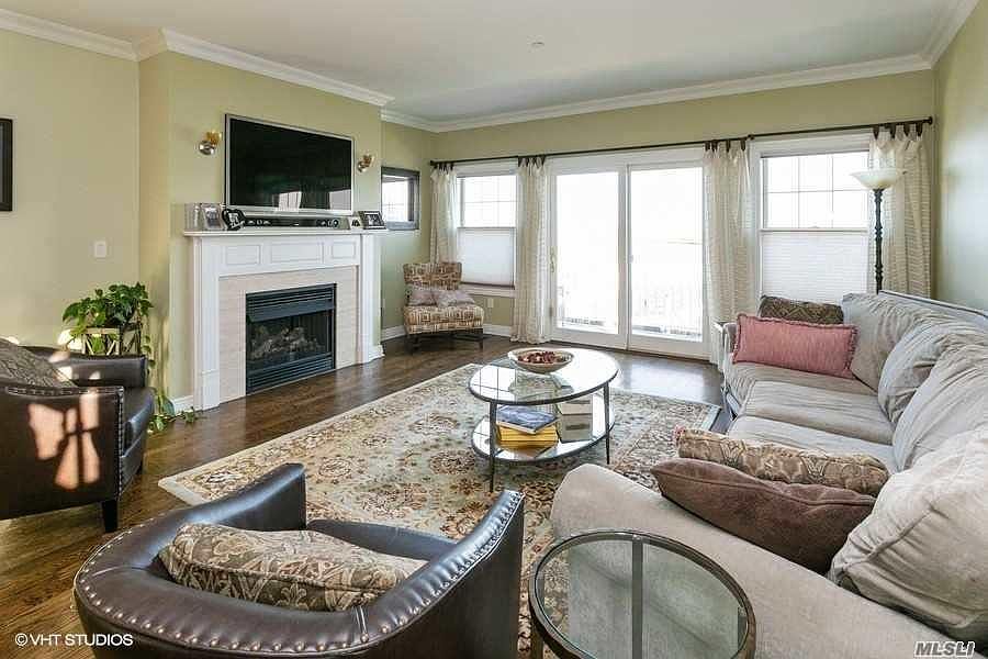 1st image of 100 Empire Blvd Unit 6