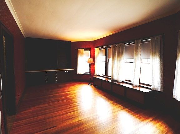 5th image of 10444 S Campbell Ave