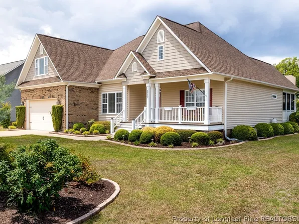 3913 Barclay Way, Wade, NC 28395