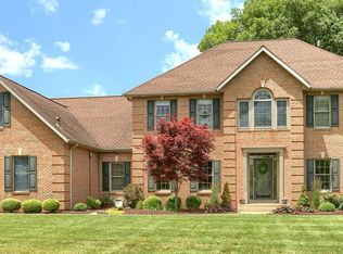 2850 E Prestwick Rd, Winona Lake, IN 46590