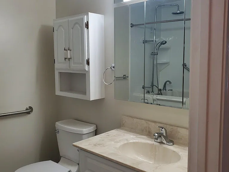 121 Winding Way — Photo 10