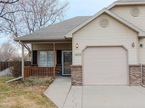 1605 Hoffman Dr, Loveland, CO 80538