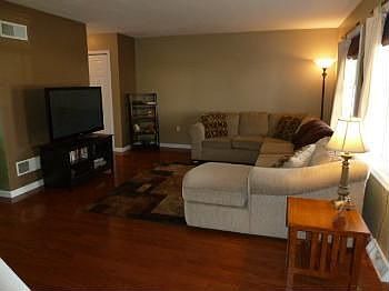 2nd image of 46 Vickilee Dr
