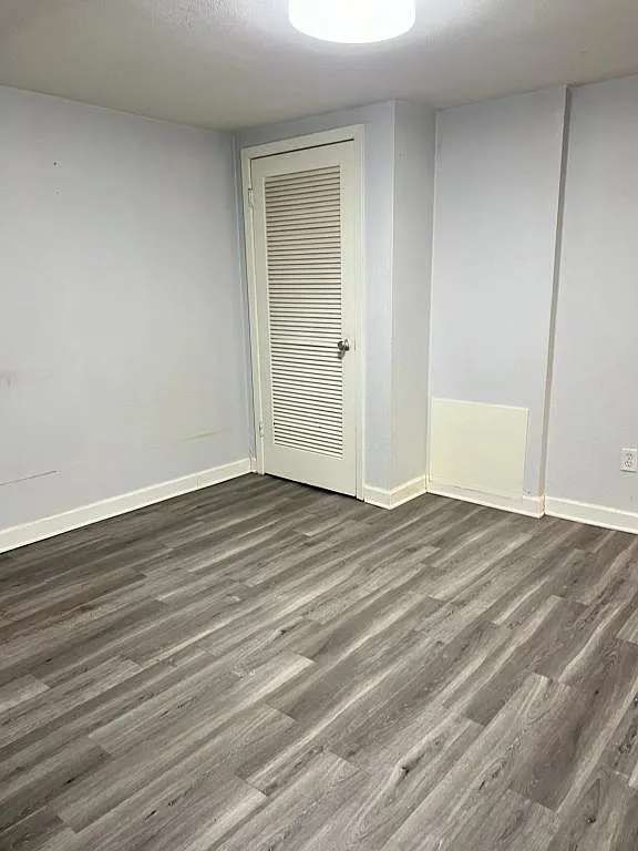 241 N Sandusky St, unit 6 — Photo 4