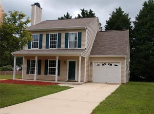 3704 Queenswood Ln, Jamestown, NC 27282