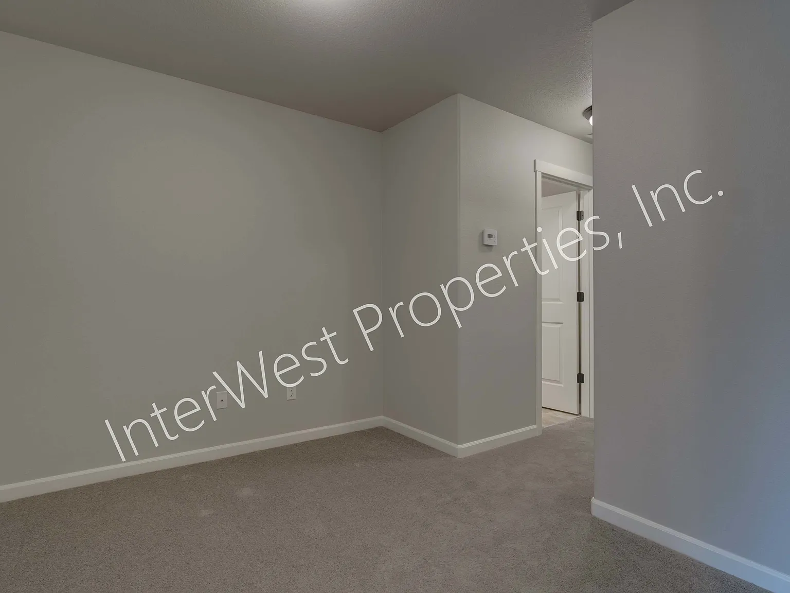 3 bed, 2.5 bath, 1653 sqft, $2,495 — Photo 3