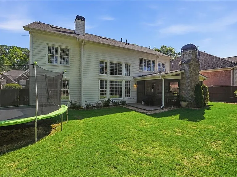 1737 Kinsmon Cv — Photo 52