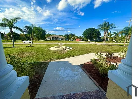 6 bed, 3279 sqft, $6,500 — Photo 3