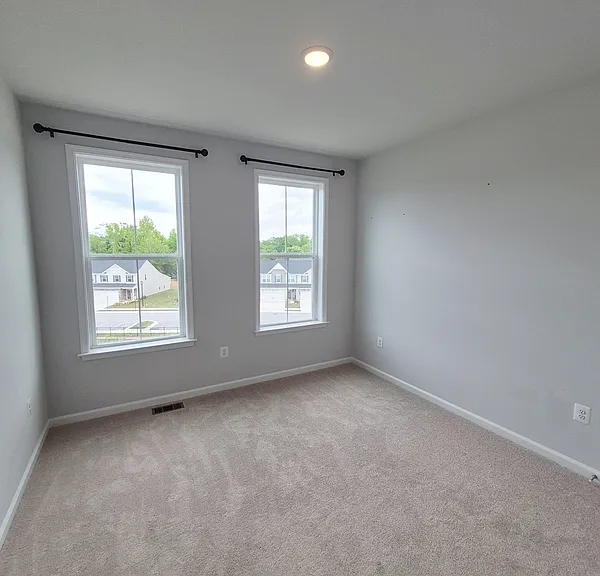 648 Brookwood Glen Ter #B — Photo 42