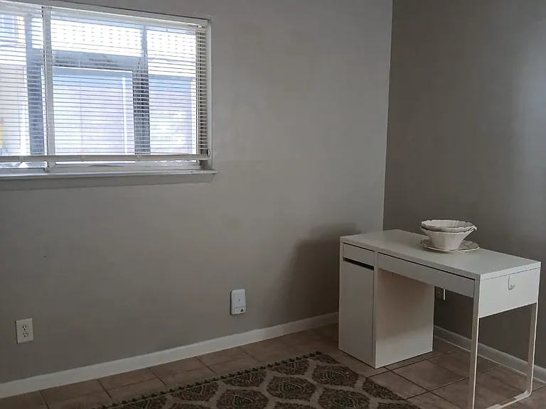 6320 Newtown Cir — Photo 5