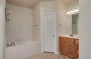 500 Leatherman Dr — Photo 24