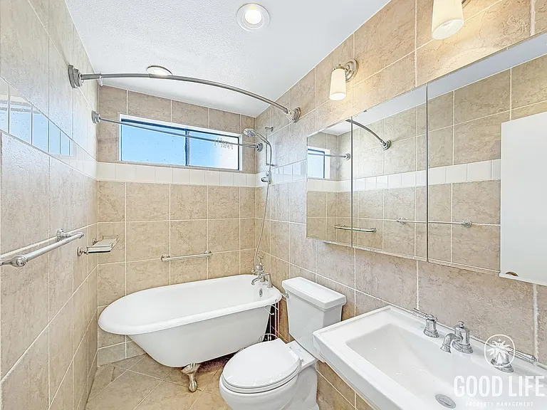 4292 Kendall St — Photo 9