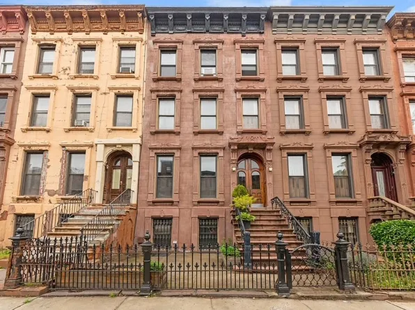 121 Hancock St, Brooklyn, NY 11216