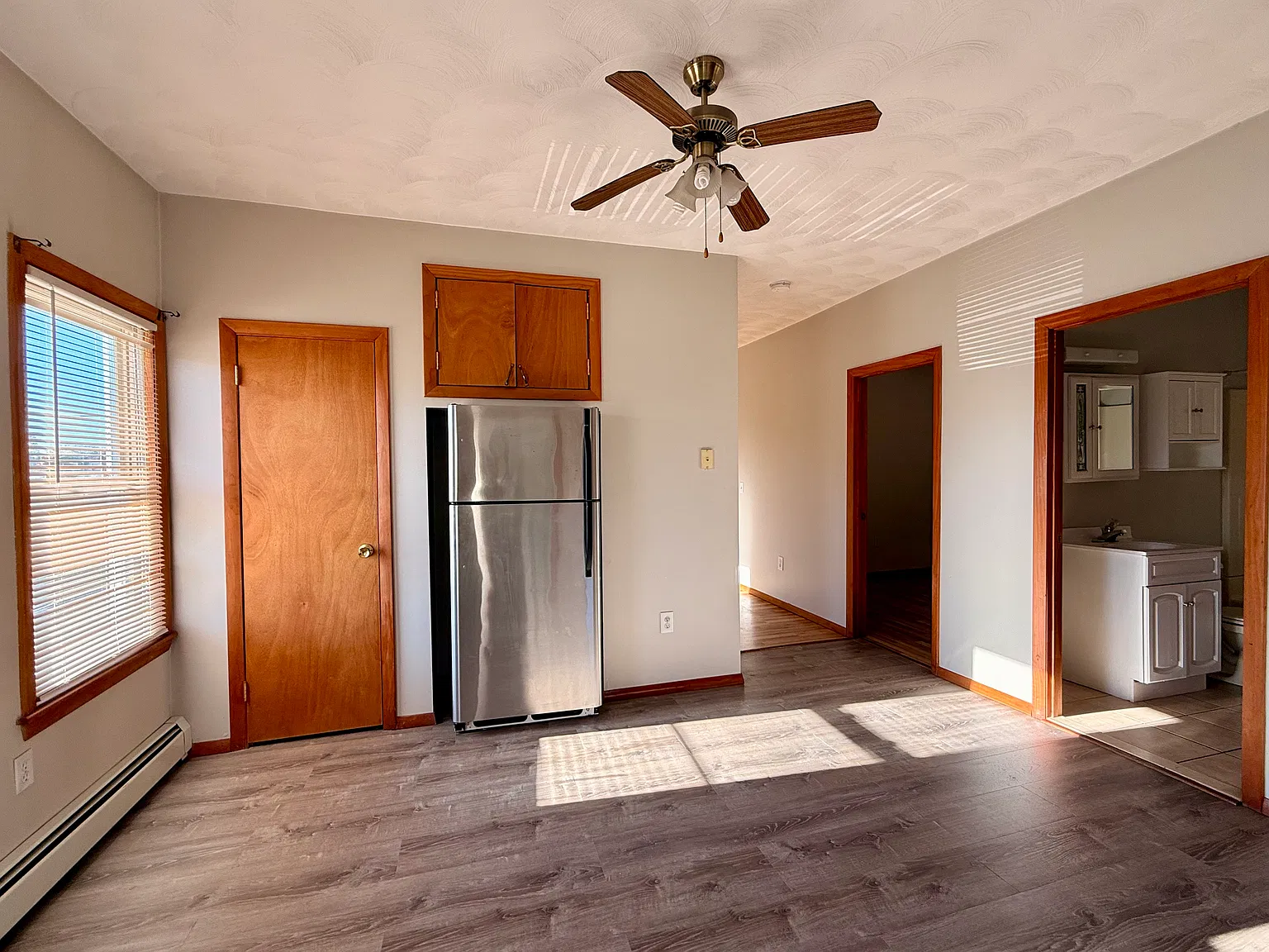 2 bed, 995 sqft, $1,450 — Photo 3