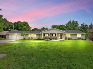 12567 Conway Rd, Saint Louis, MO 63141