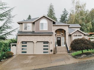 16642 SE East View Ct, Portland, OR 97236