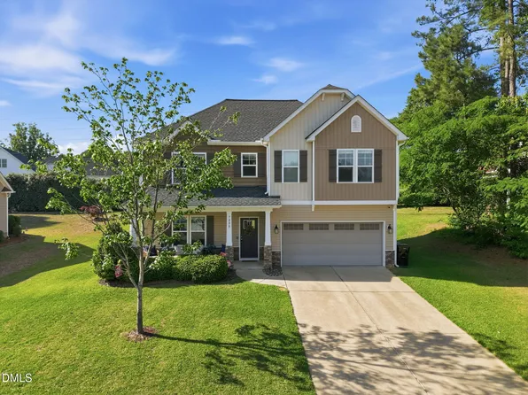 7808 Lagenaria Dr, Angier, NC 27501