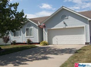 17706 Karen St, Omaha, NE 68135