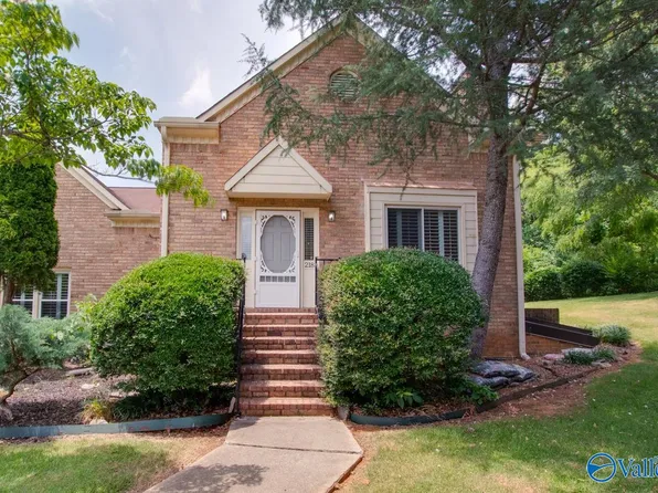 218 W Lake Cir, Madison, AL 35758
