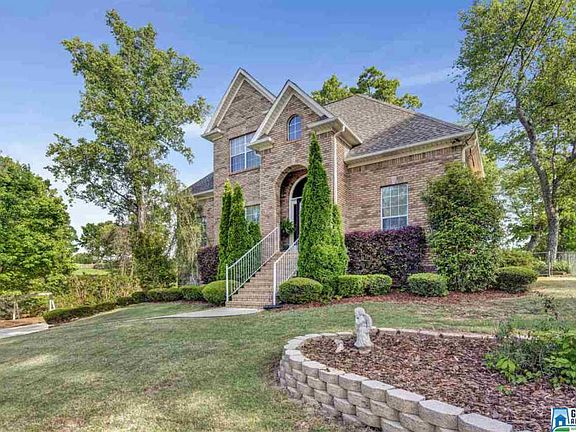 3rd image of 7130 Roundstone Dr