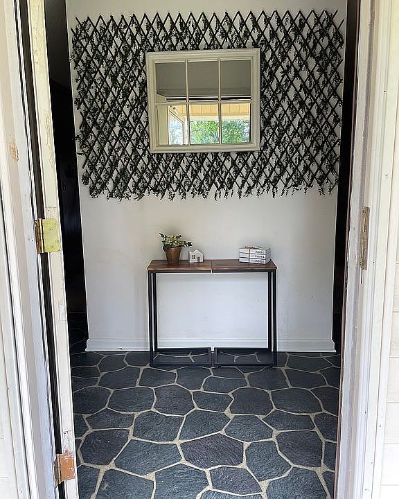 2nd image of 3028 Angela St