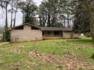 4046 Bouldercrest Rd, Ellenwood, GA 30294