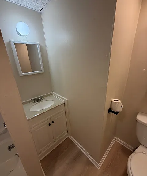 1831 S Main St #2E — Photo 5